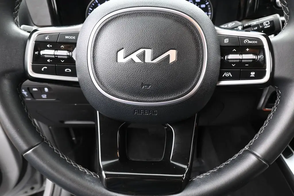 2023 Kia Sorento - $23,991