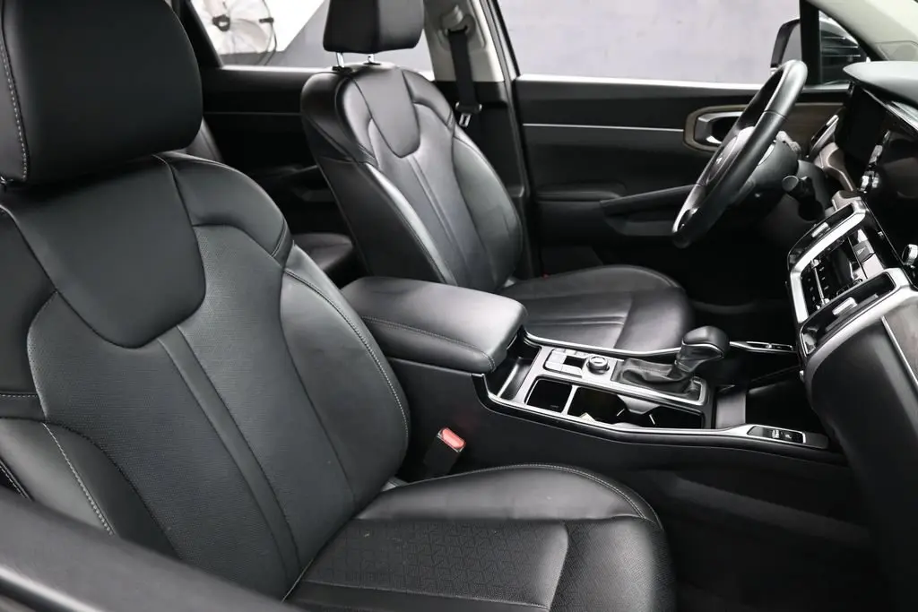 2023 Kia Sorento - $23,991