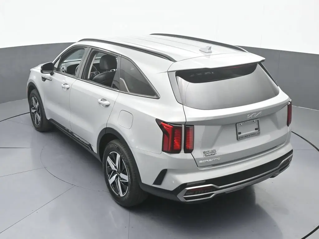 2023 Kia Sorento - $23,991