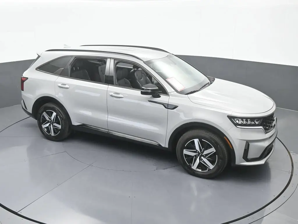 2023 Kia Sorento - $23,991