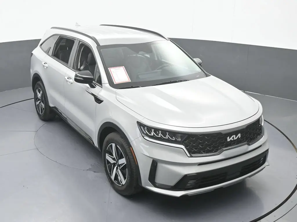 2023 Kia Sorento - $23,991