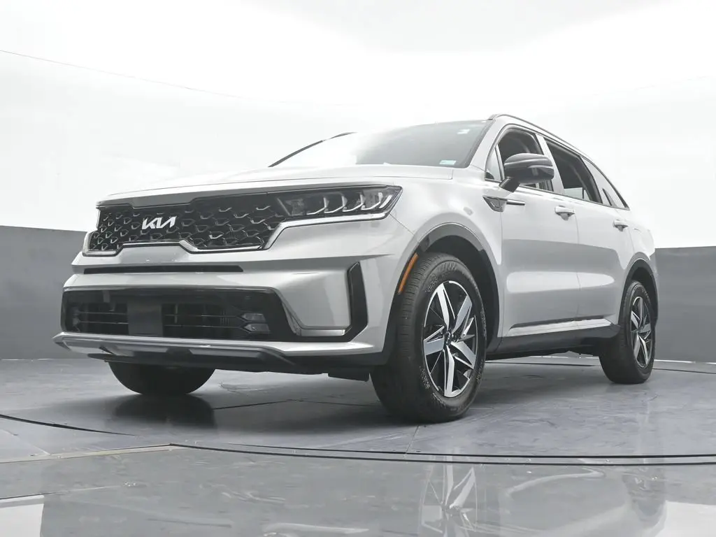 2023 Kia Sorento - $23,991