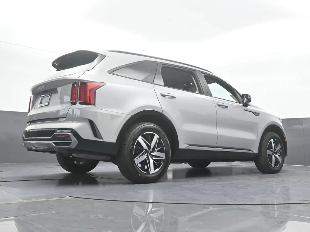 2023 Kia Sorento - $23,991