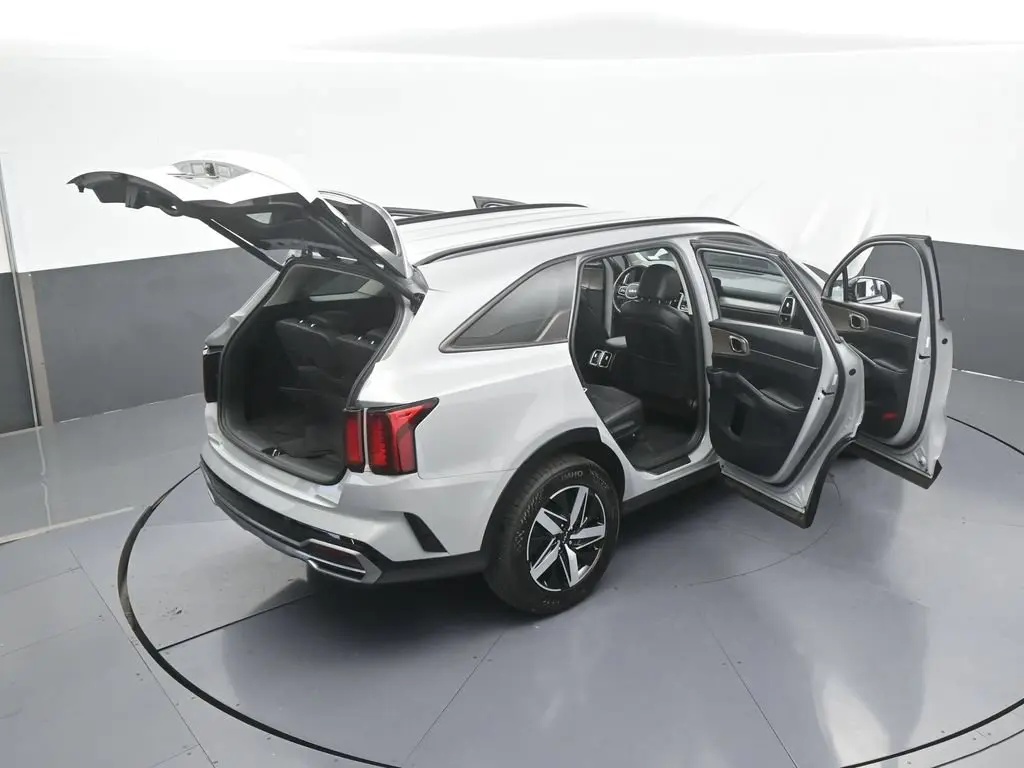 2023 Kia Sorento - $23,991