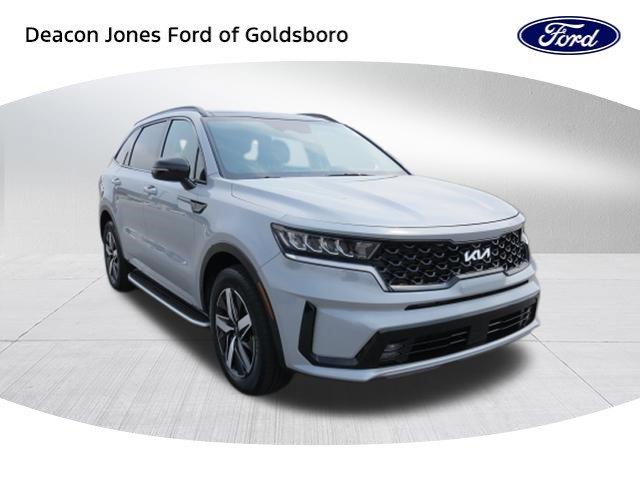 2022 Kia Sorento - $26,934