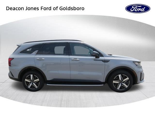 2022 Kia Sorento - $26,934