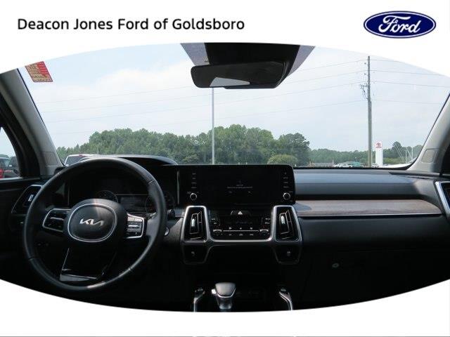 2022 Kia Sorento - $26,934