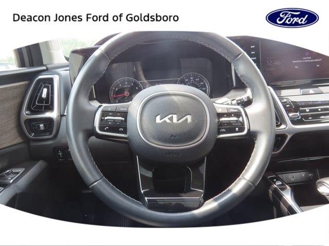2022 Kia Sorento - $26,934
