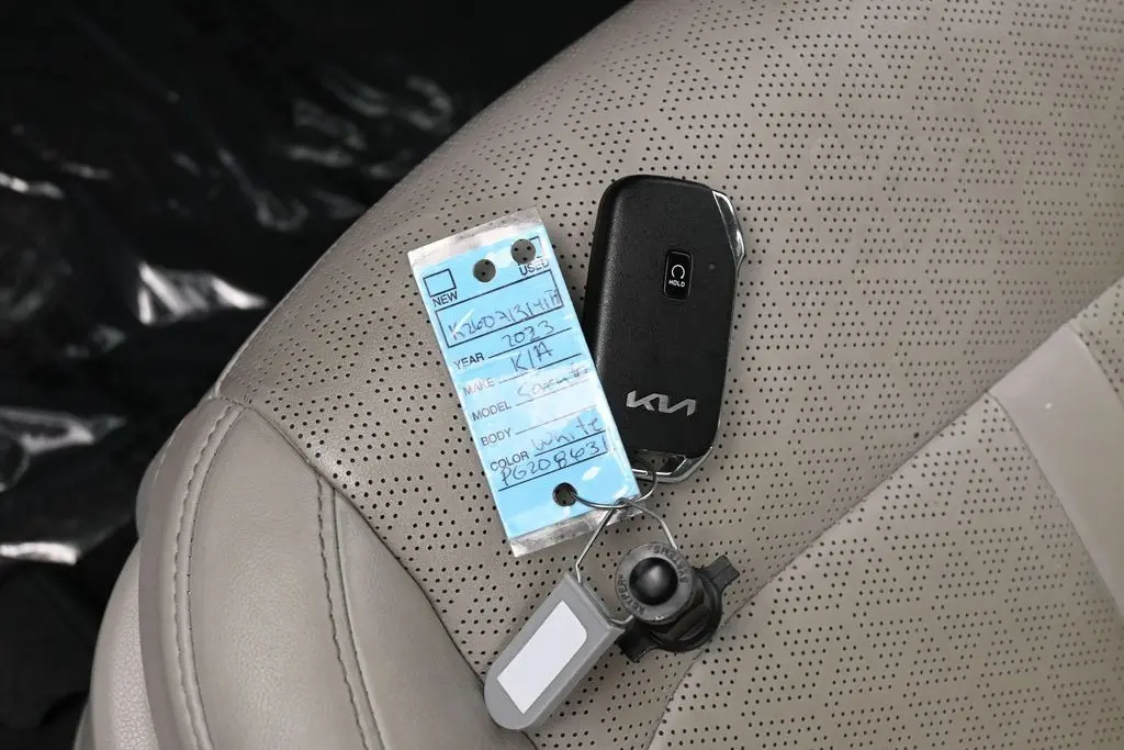 2023 Kia Sorento - $22,571
