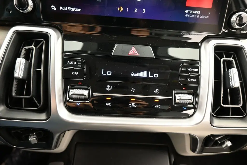 2023 Kia Sorento - $22,571