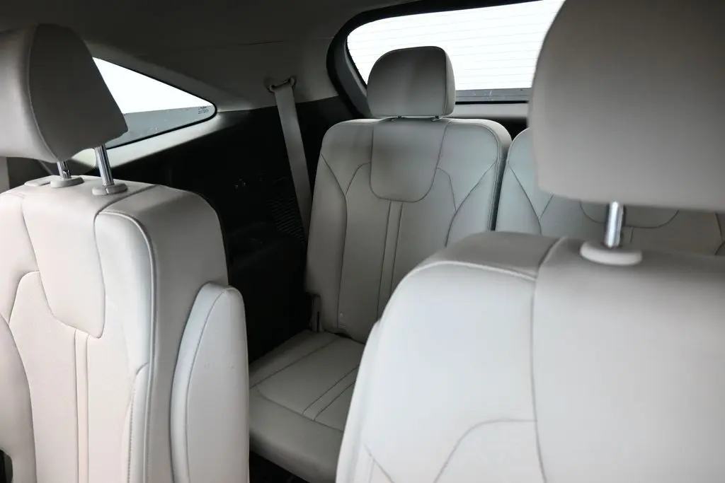 2023 Kia Sorento - $22,571