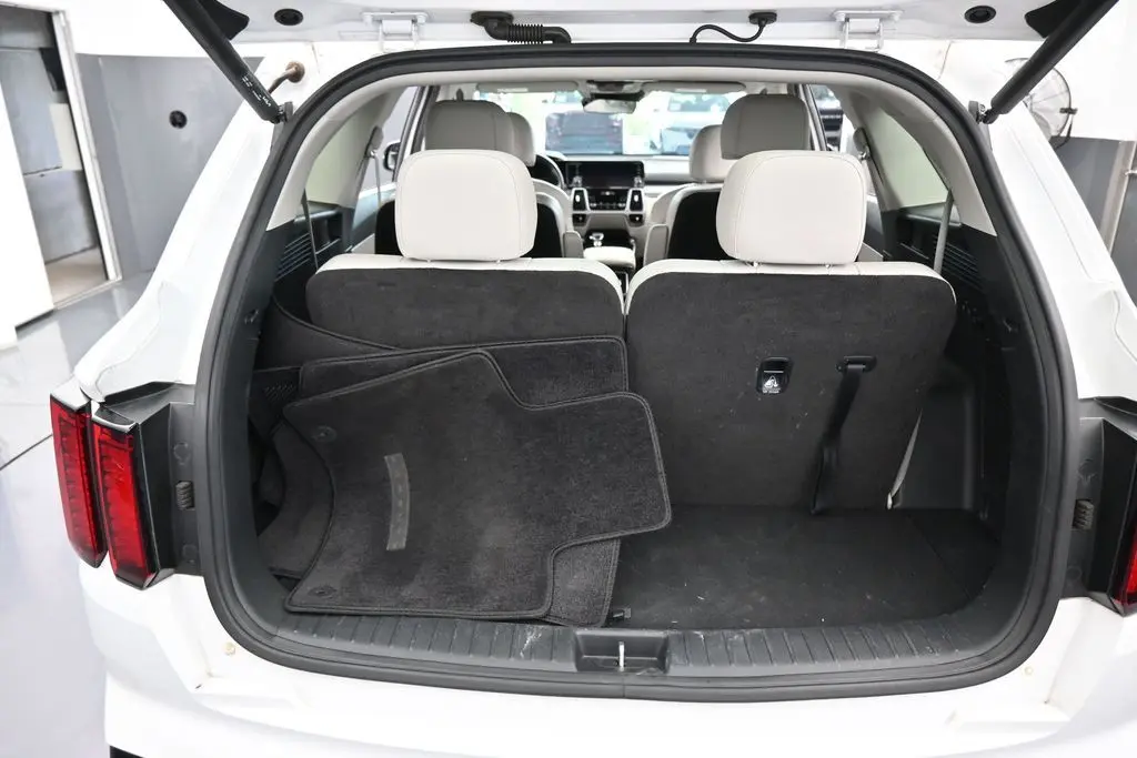 2023 Kia Sorento - $22,571