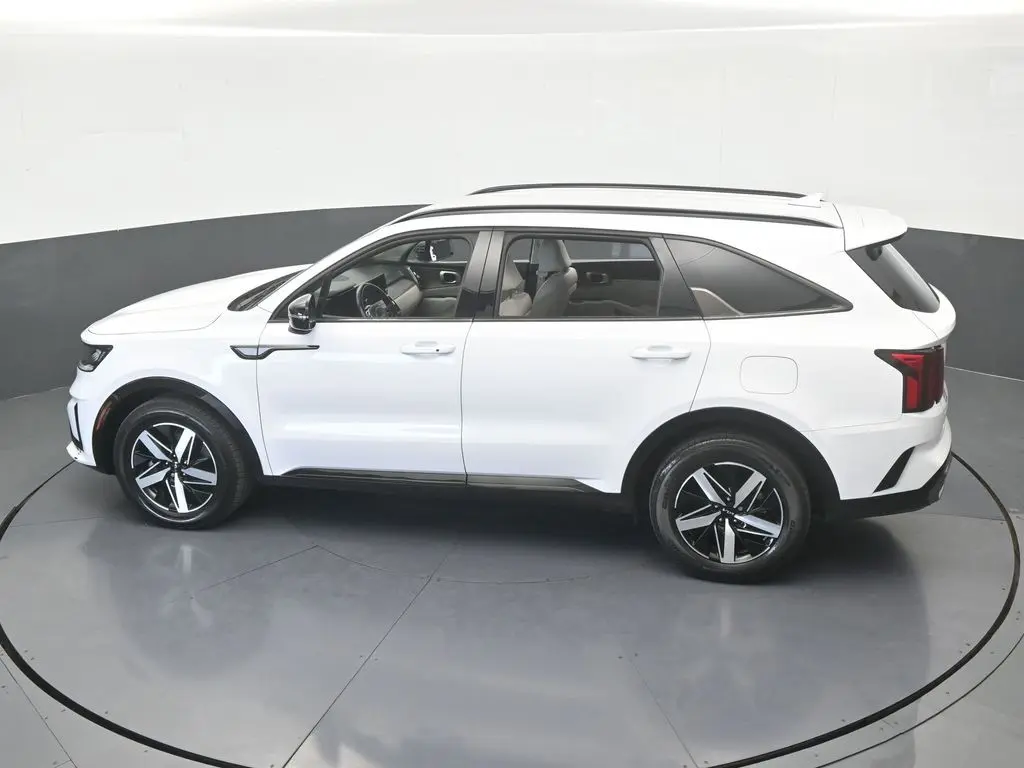2023 Kia Sorento - $22,571
