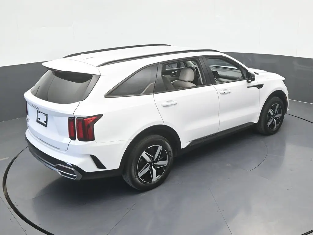 2023 Kia Sorento - $22,571