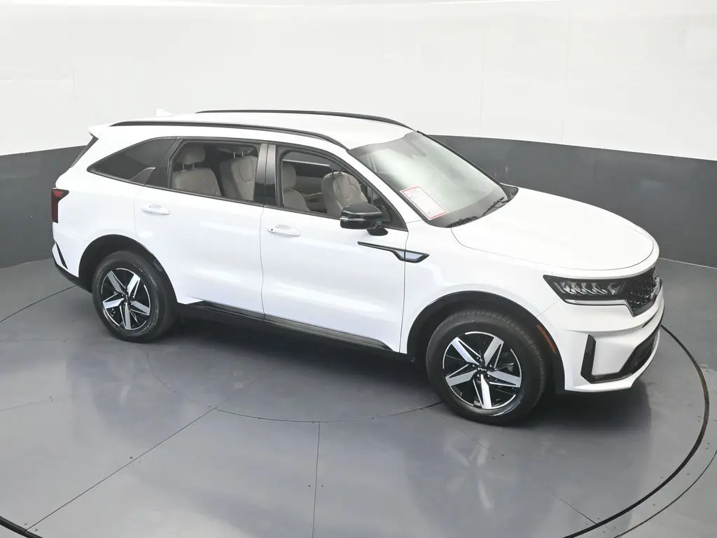 2023 Kia Sorento - $22,571