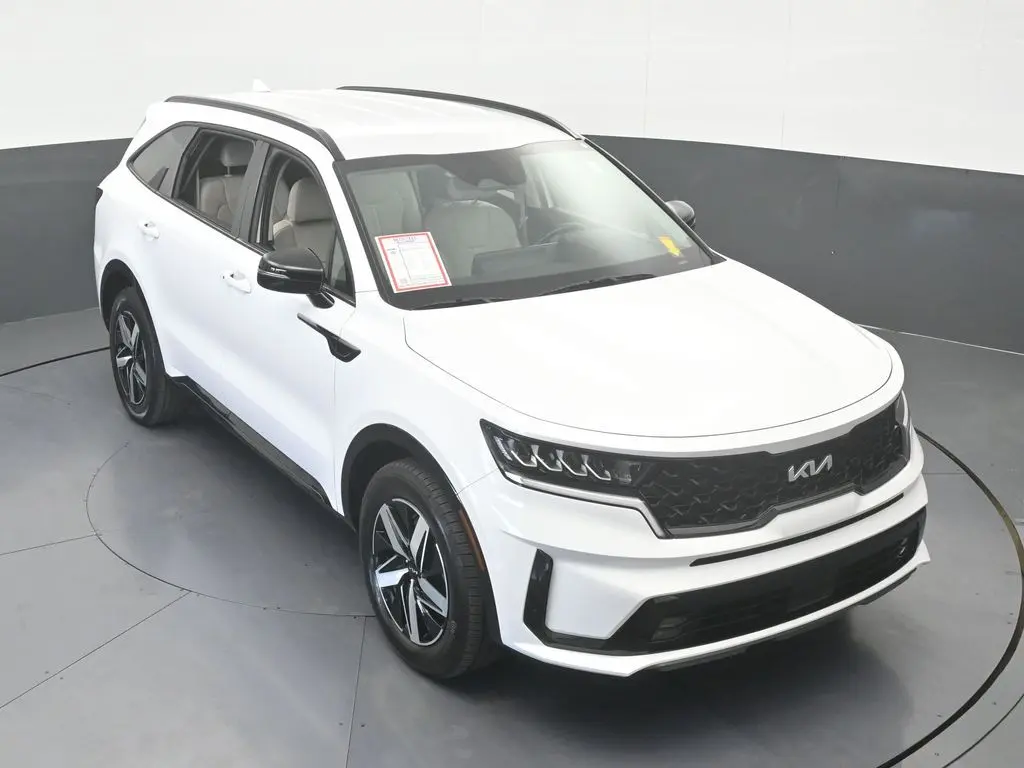2023 Kia Sorento - $22,571