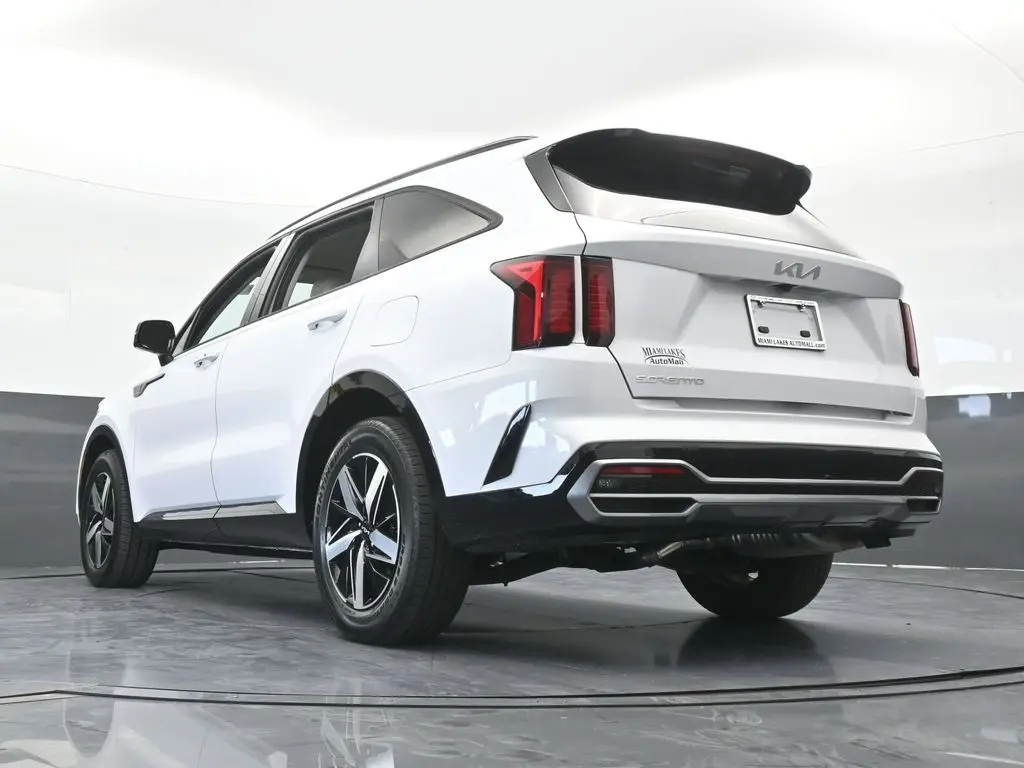 2023 Kia Sorento - $22,571