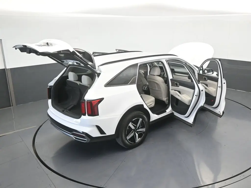 2023 Kia Sorento - $22,571