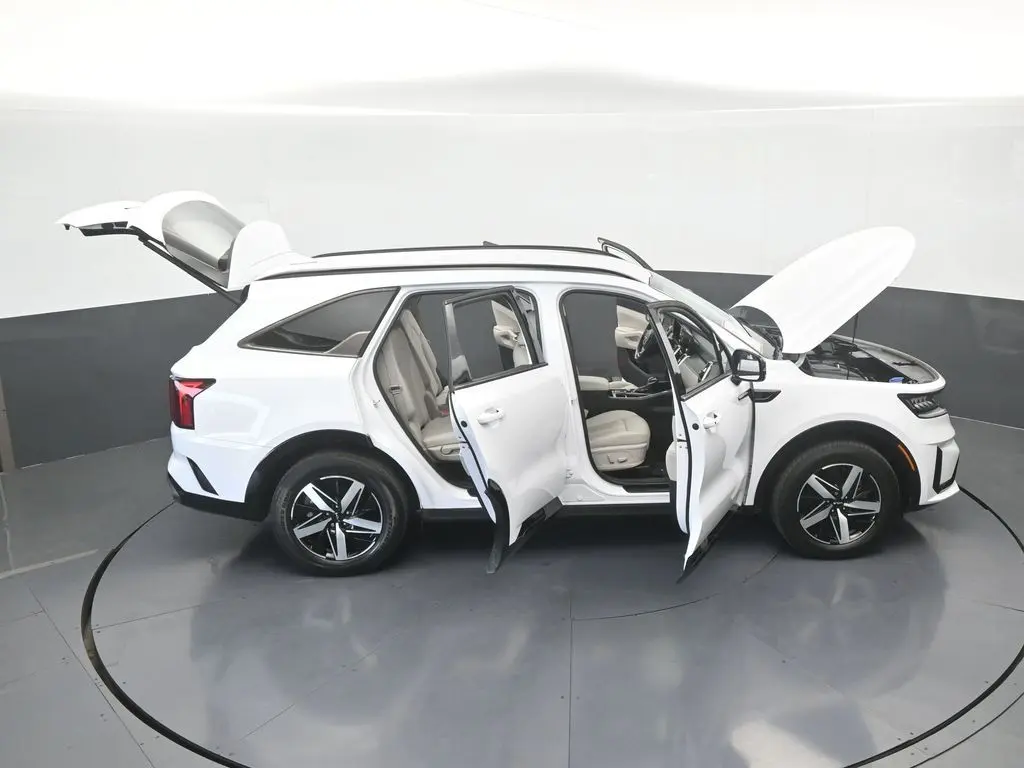 2023 Kia Sorento - $22,571