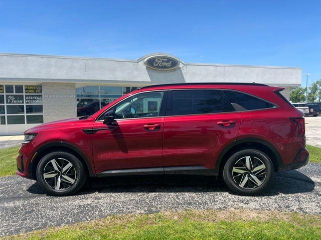 2022 Kia Sorento - $25,390