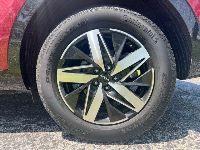 2022 Kia Sorento - $25,390