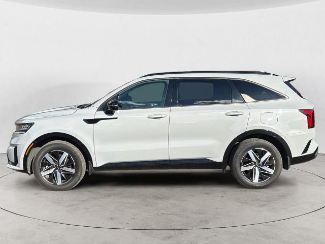2022 Kia Sorento - $25,943