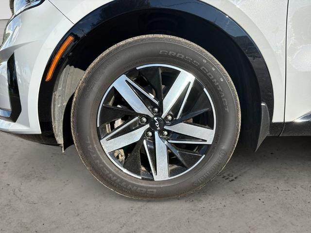 2022 Kia Sorento - $25,943
