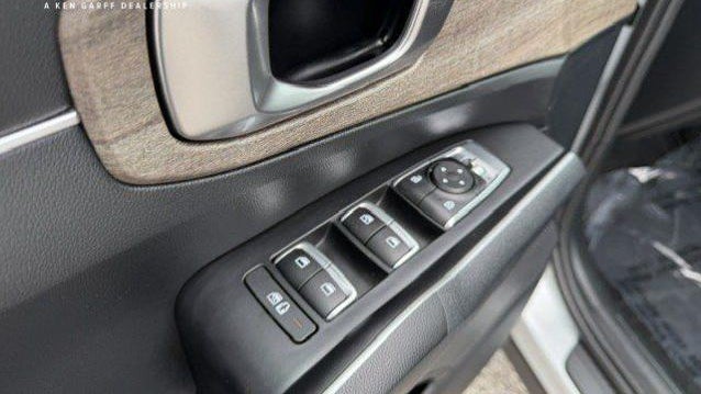 2022 Kia Sorento EX