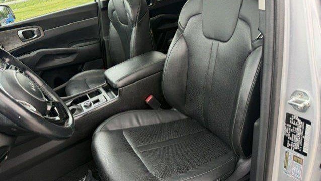 2022 Kia Sorento EX