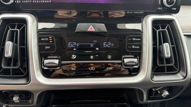 2022 Kia Sorento EX