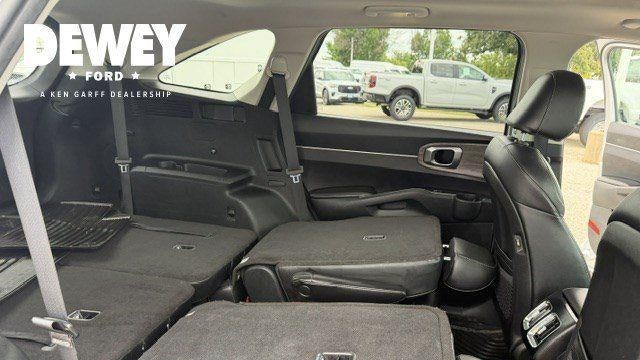 2022 Kia Sorento EX
