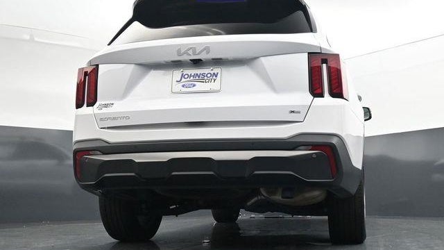2024 Kia Sorento X-Line EX