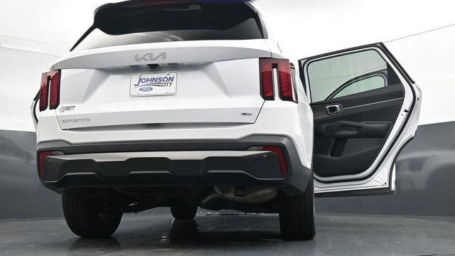 2024 Kia Sorento X-Line EX