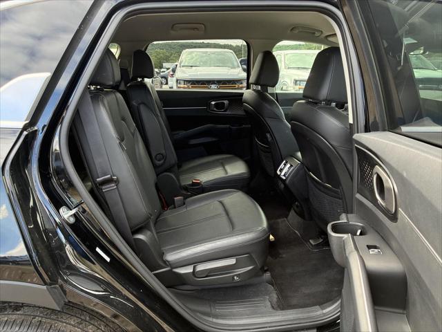 2025 Kia Sorento - $32,399