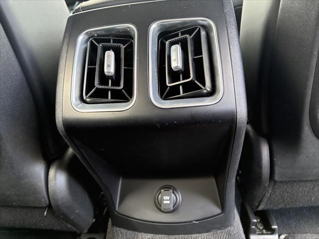 2025 Kia Sorento - $32,399
