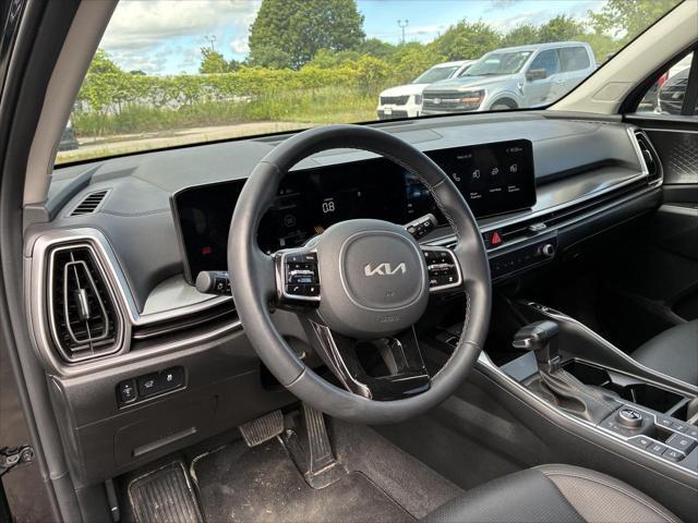 2025 Kia Sorento - $32,399