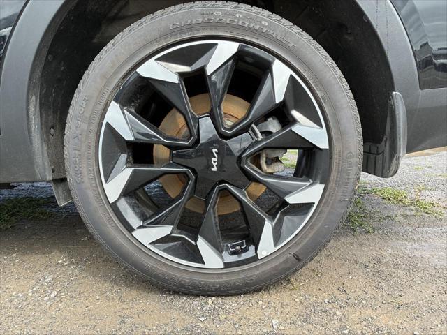 2025 Kia Sorento - $32,399