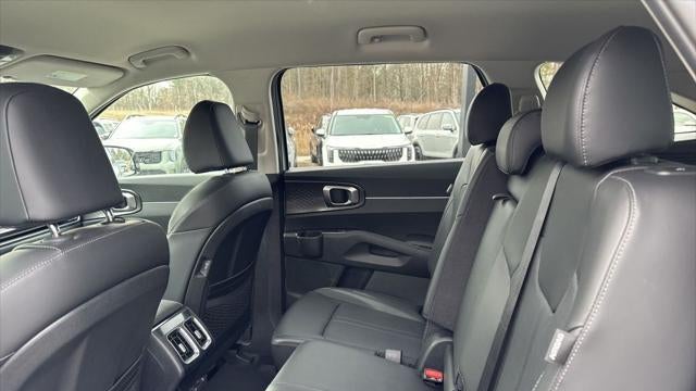 2026 Kia Sorento EX