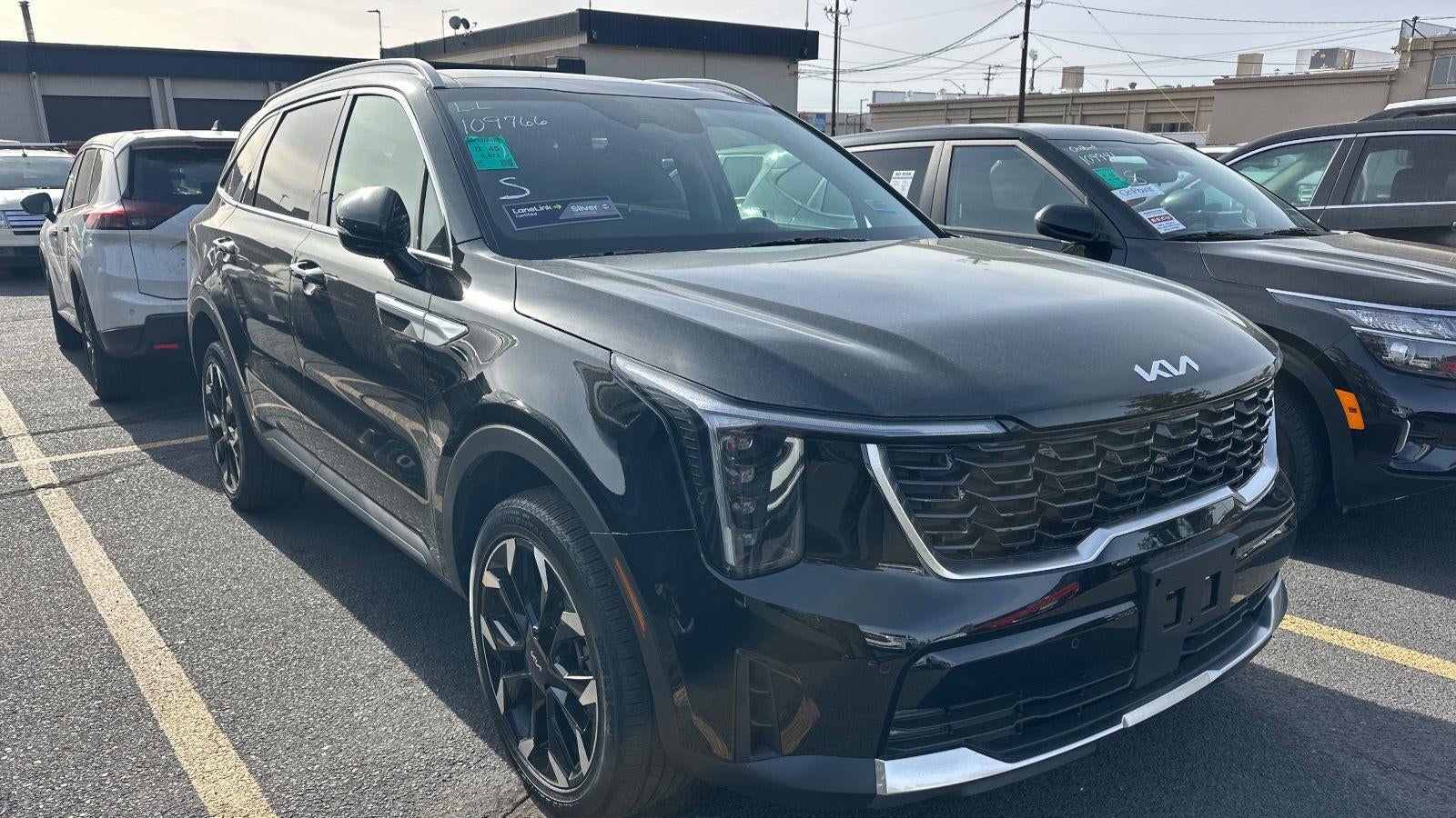 2025 Kia Sorento EX
