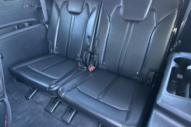 2025 Kia Sorento - $31,594