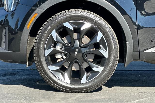 2025 Kia Sorento - $31,594