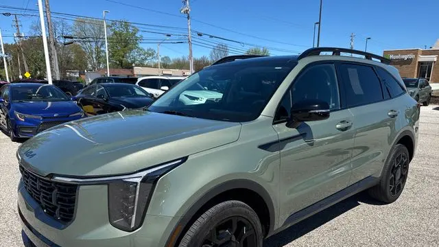 2025 Kia Sorento X-Line EX
