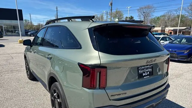 2025 Kia Sorento X-Line EX