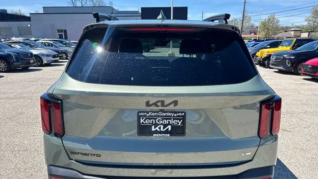 2025 Kia Sorento X-Line EX