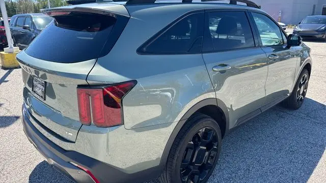 2025 Kia Sorento X-Line EX