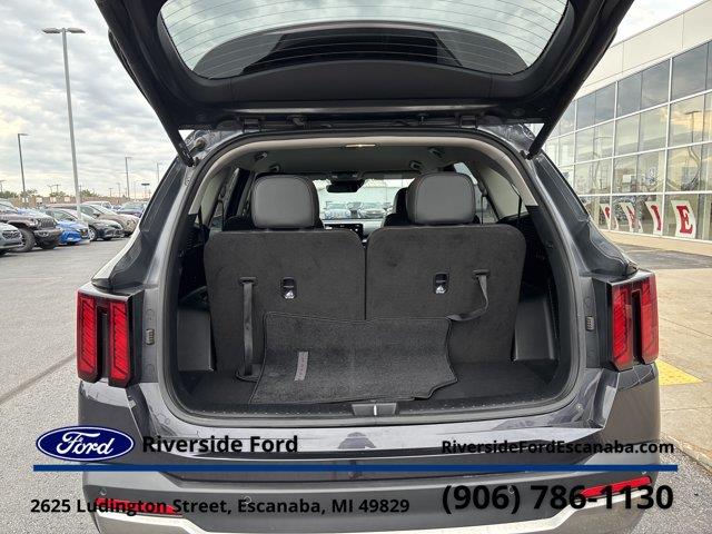 2025 Kia Sorento - $37,995