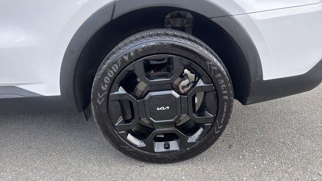 2024 Kia Sorento X-Line EX