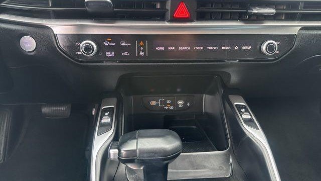 2024 Kia Sorento X-Line EX