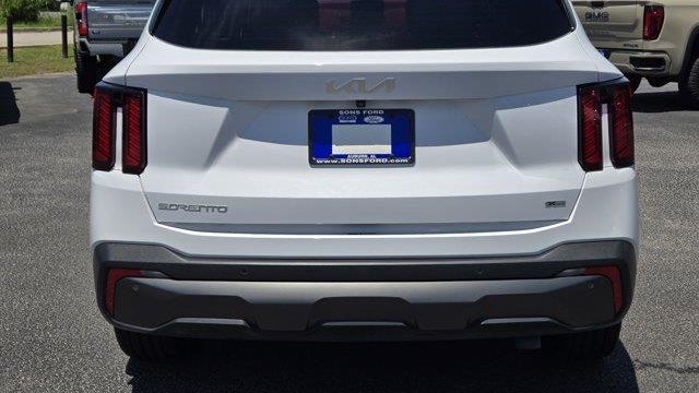 2024 Kia Sorento X-Line EX