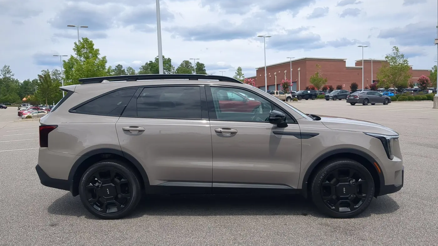 2024 Kia Sorento X-Line EX
